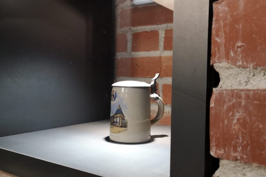 Vitrine – Humbser und Freunde